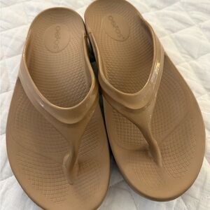 Oofos Tan Sandals